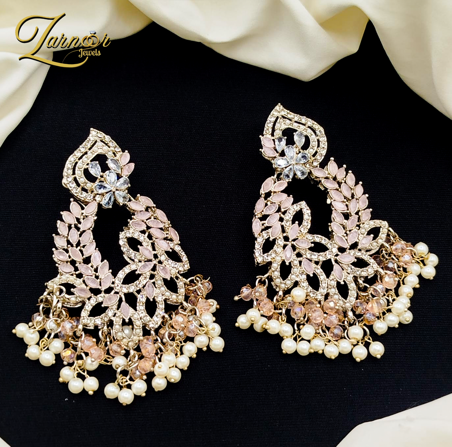 Unique style earrings