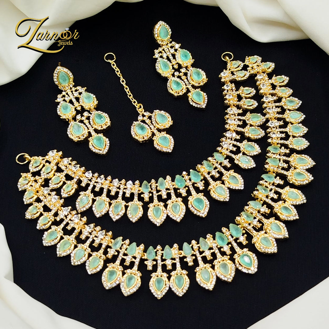 Stylish Heavy Necklace Set