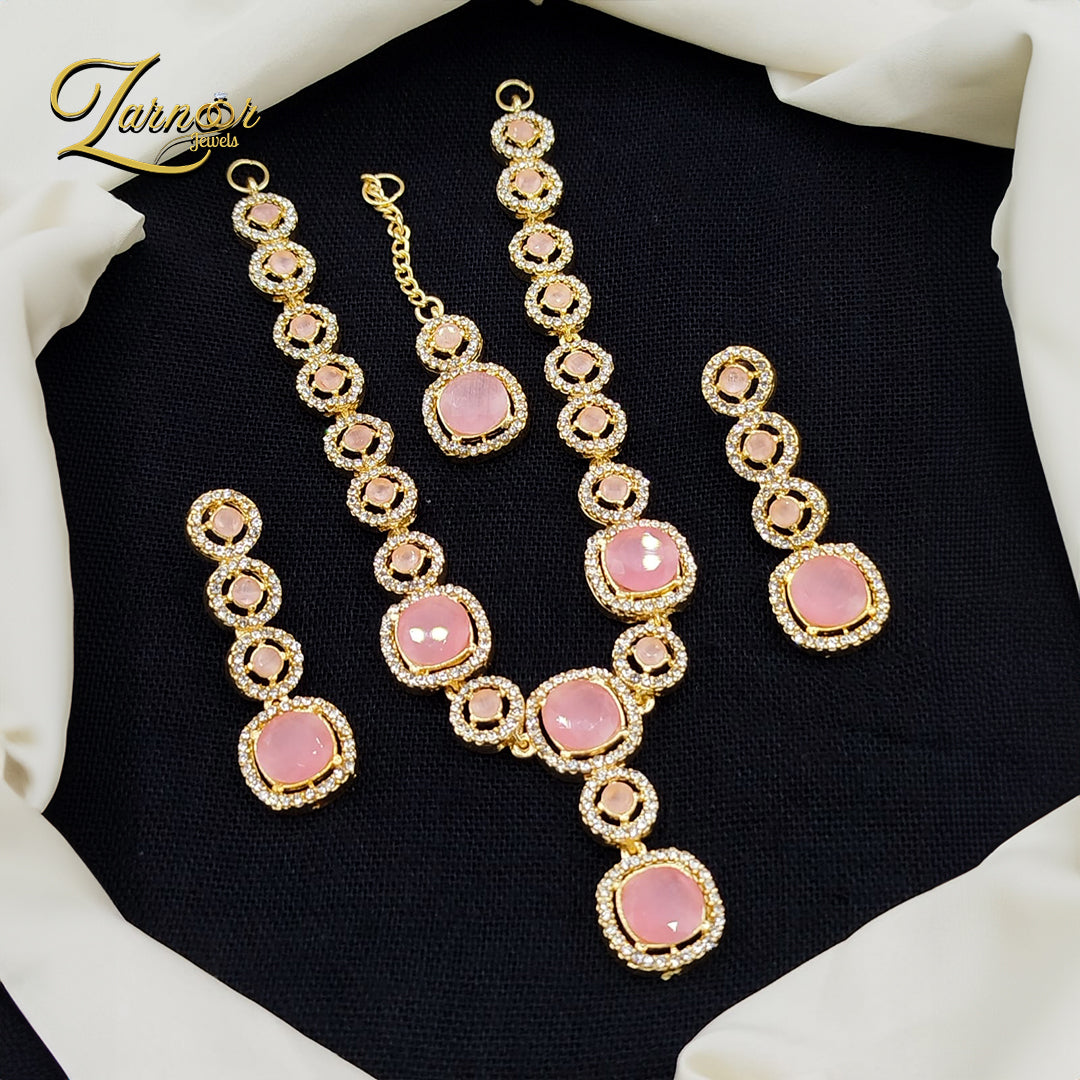 Stylish Necklace Set