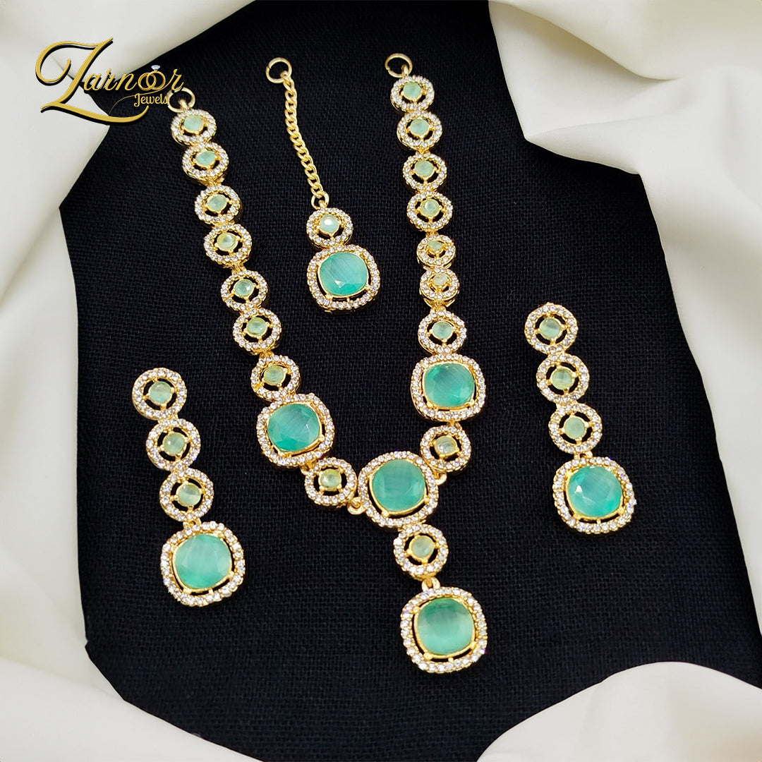 Stylish Necklace Set