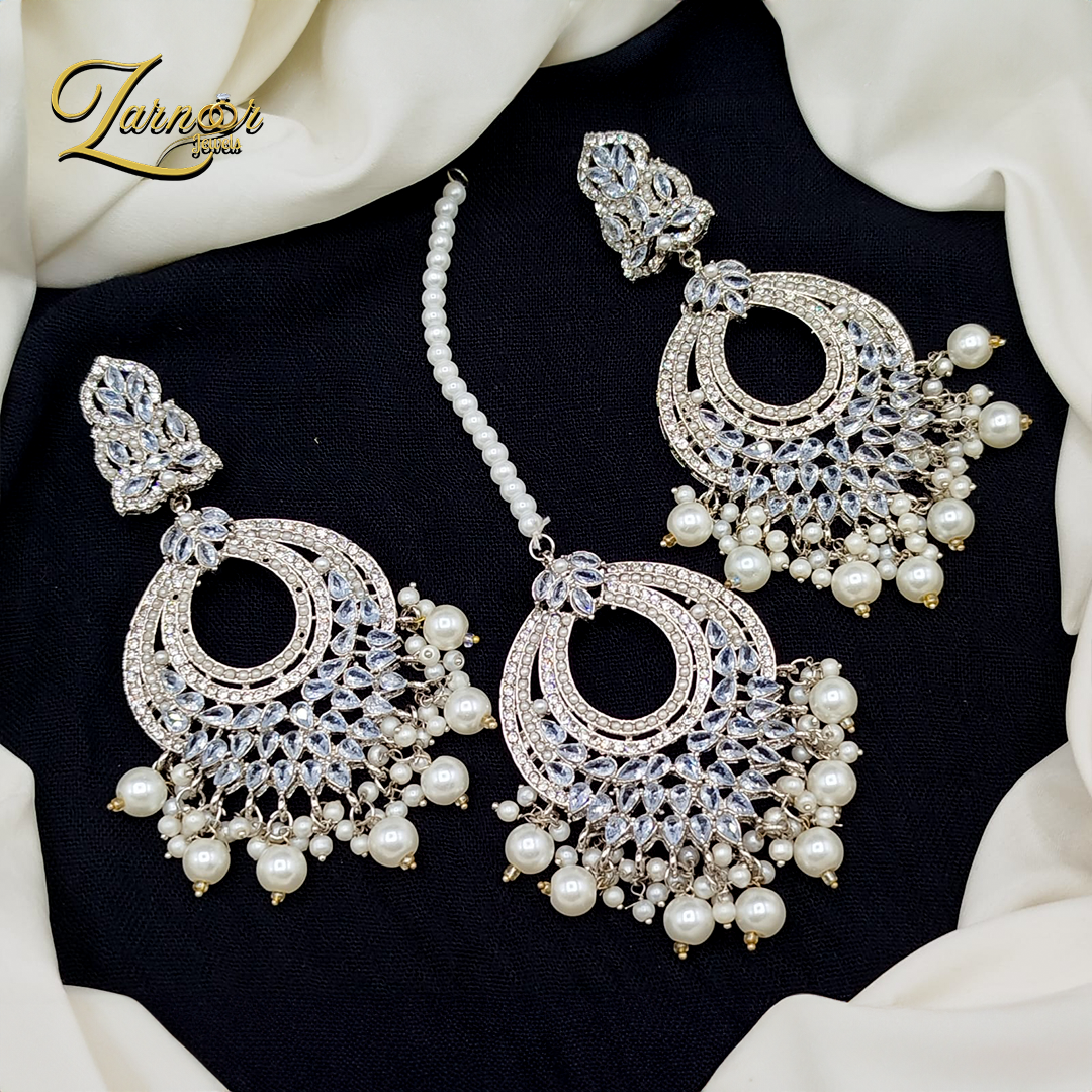 Stylish Earrings Tika