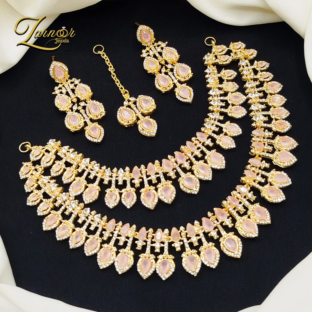 Stylish Heavy Necklace Set