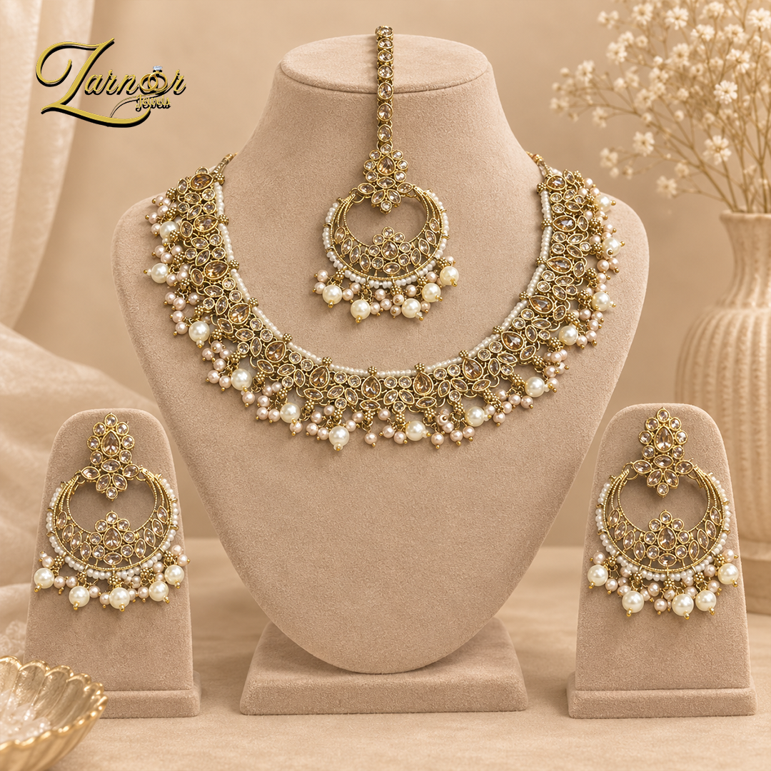 Reverse A.D. Necklace Set