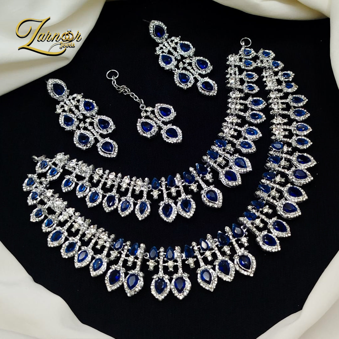 Stylish Heavy Necklace Set