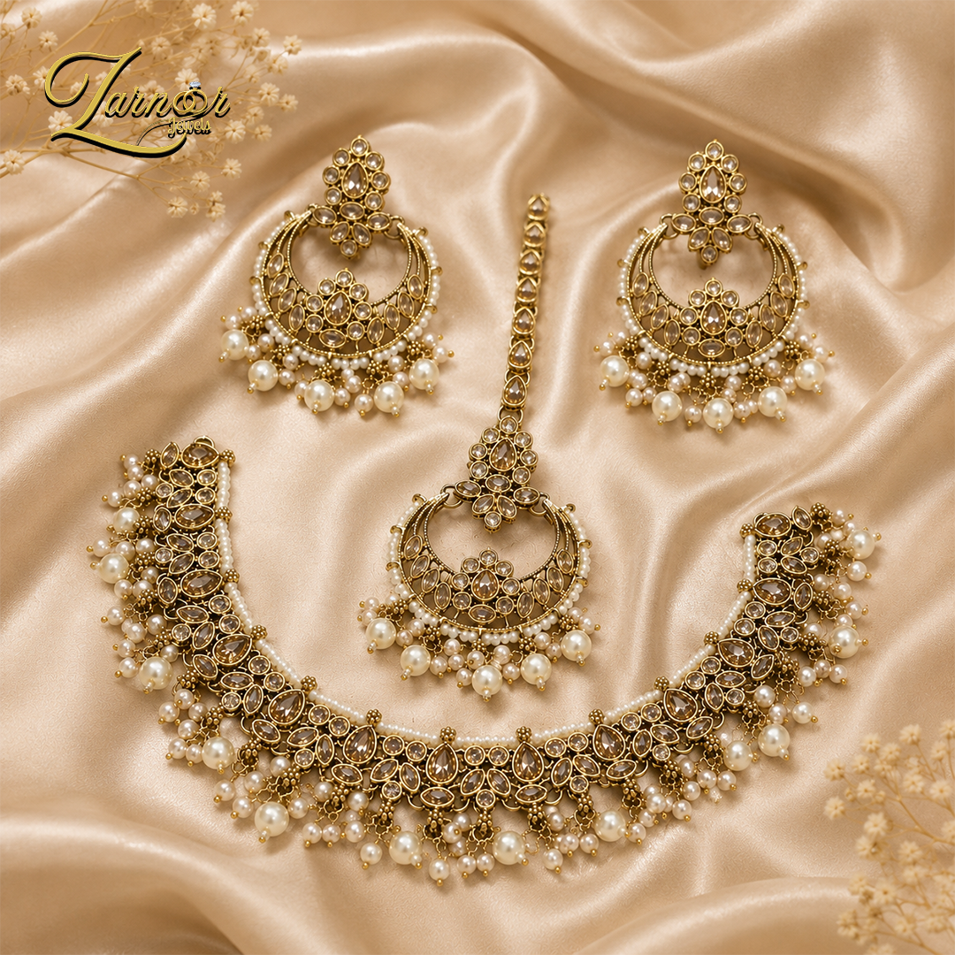 Reverse A.D. Necklace Set
