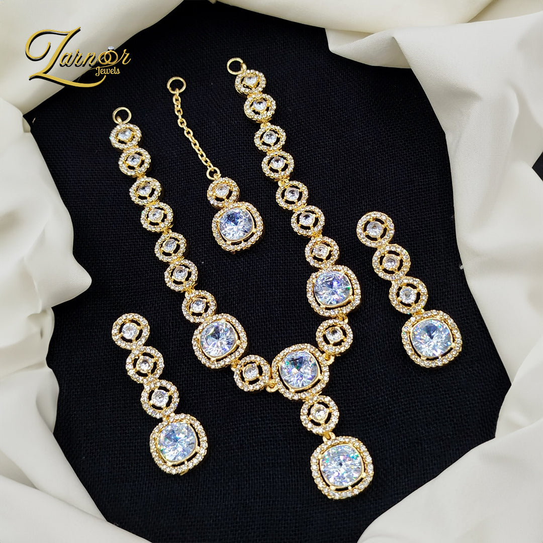 Stylish Necklace Set