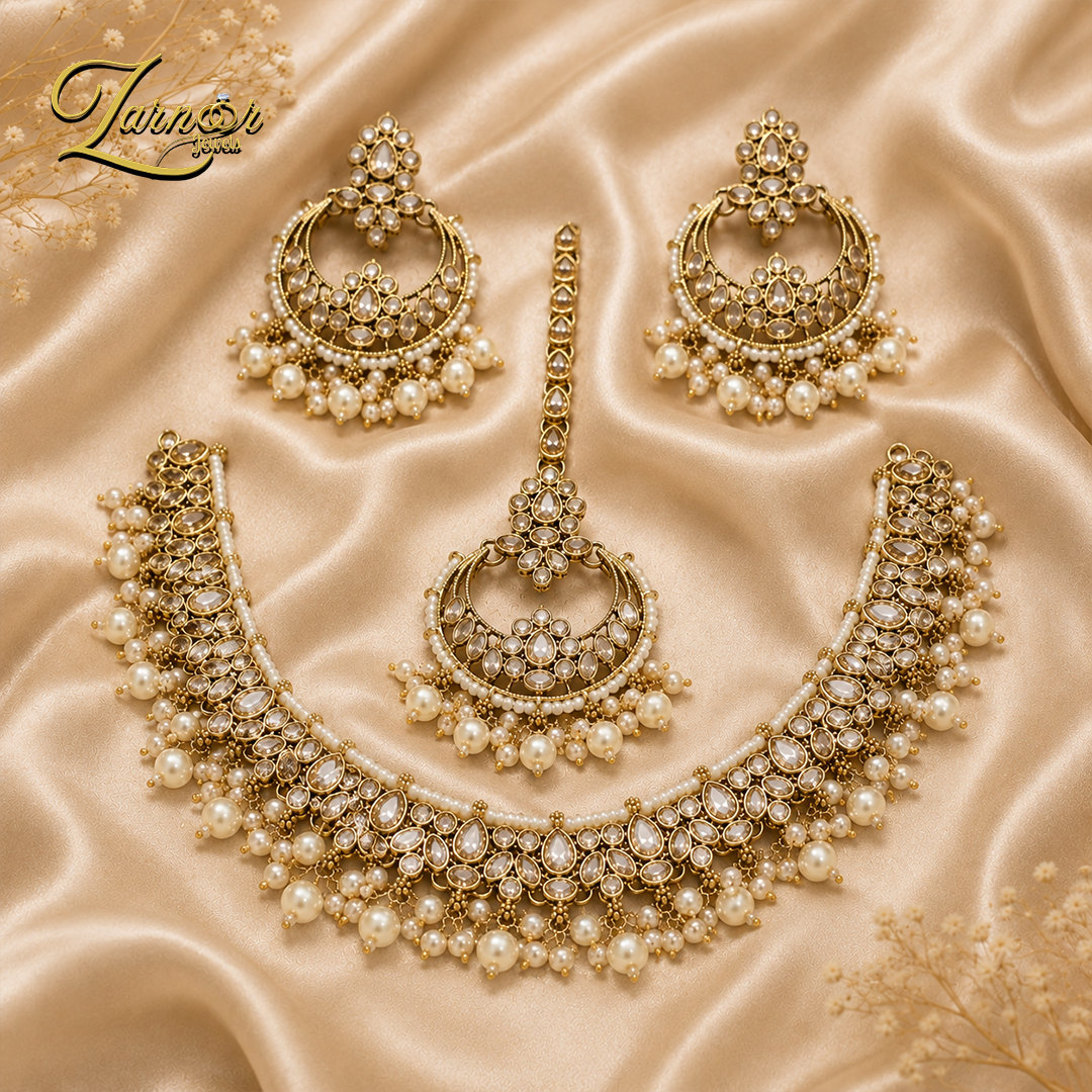 Reverse A.D. Necklace Set