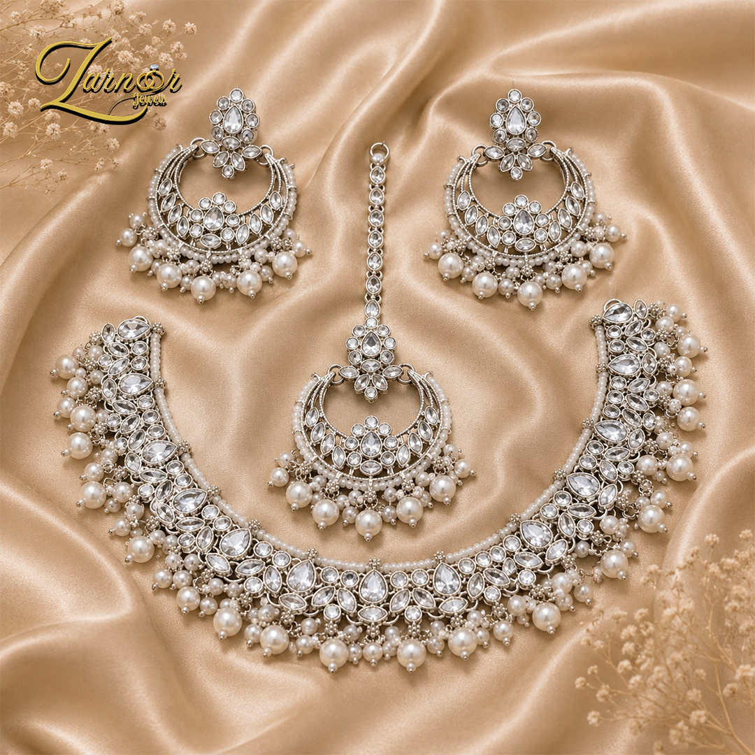 Reverse A.D. Necklace Set