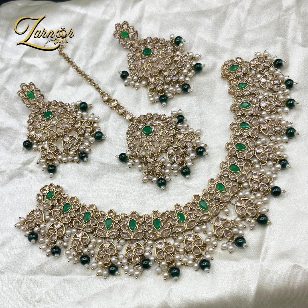 Reverse A.D Necklace Set