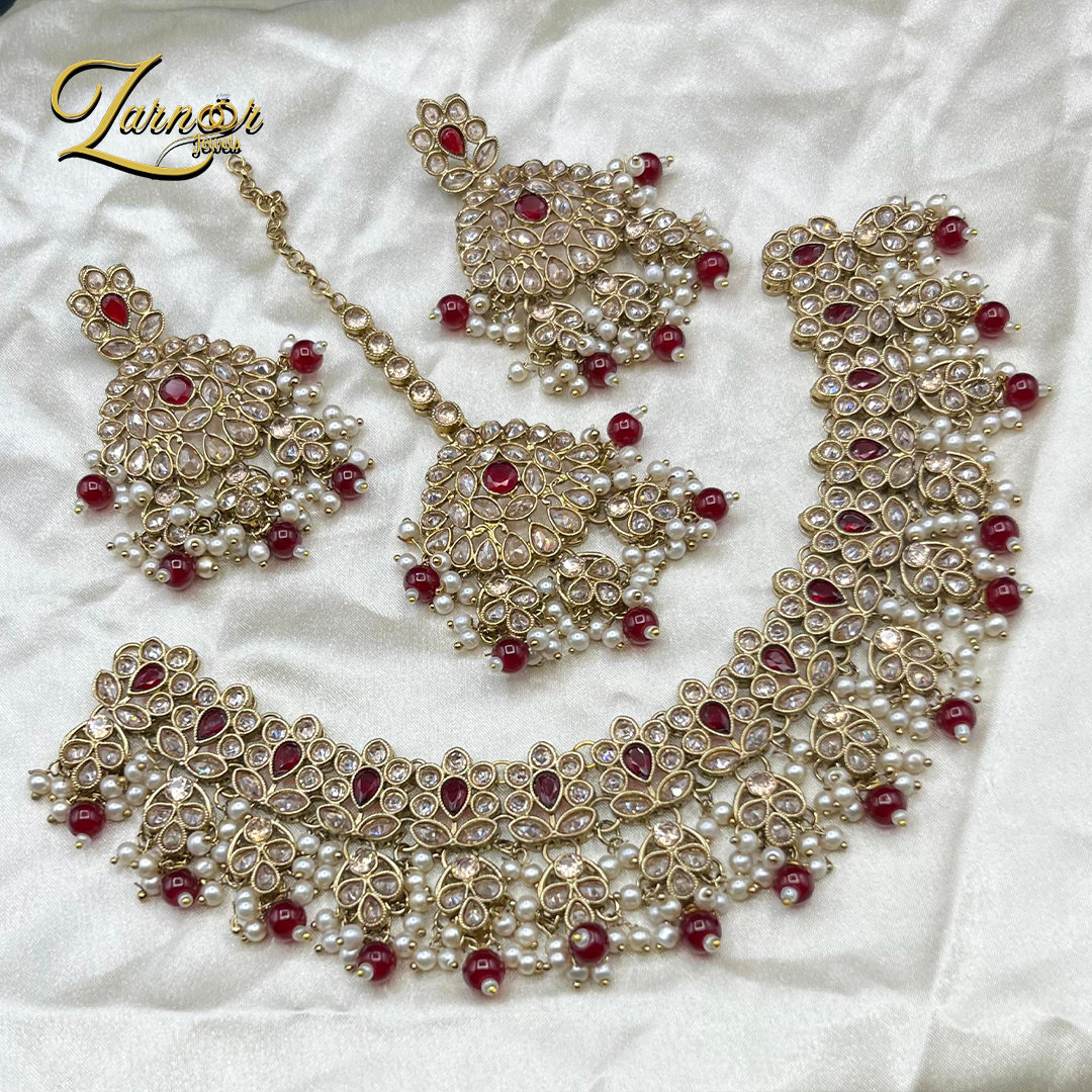 Reverse A.D Necklace Set