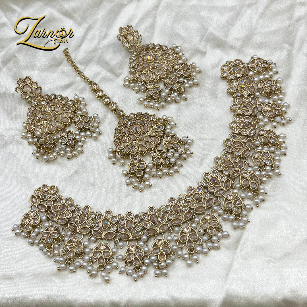 Reverse A.D Necklace Set