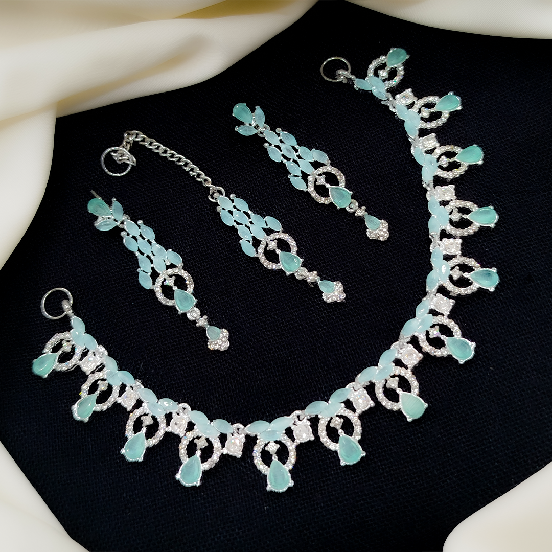 Zarcion Necklace Set
