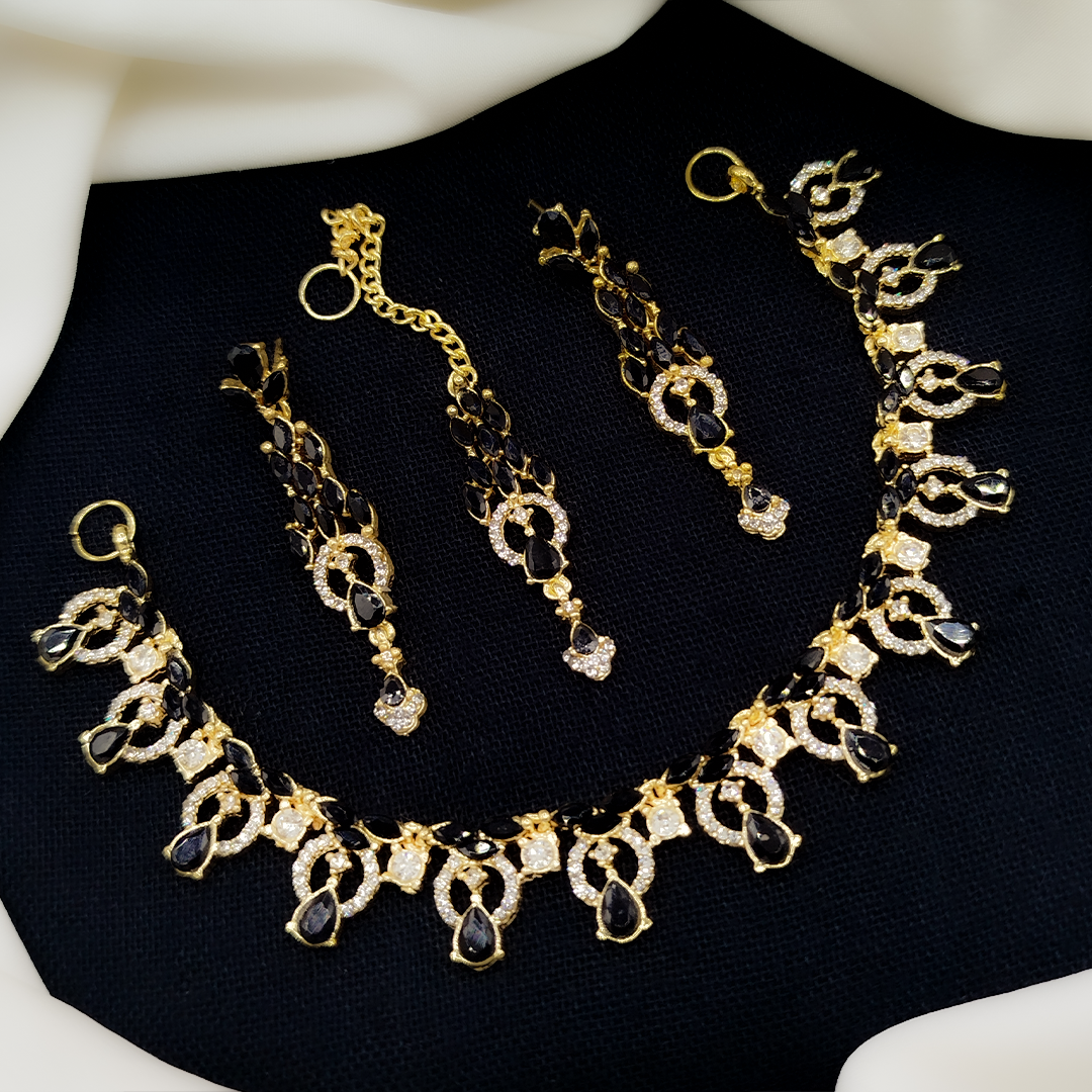 Zarcion Necklace Set