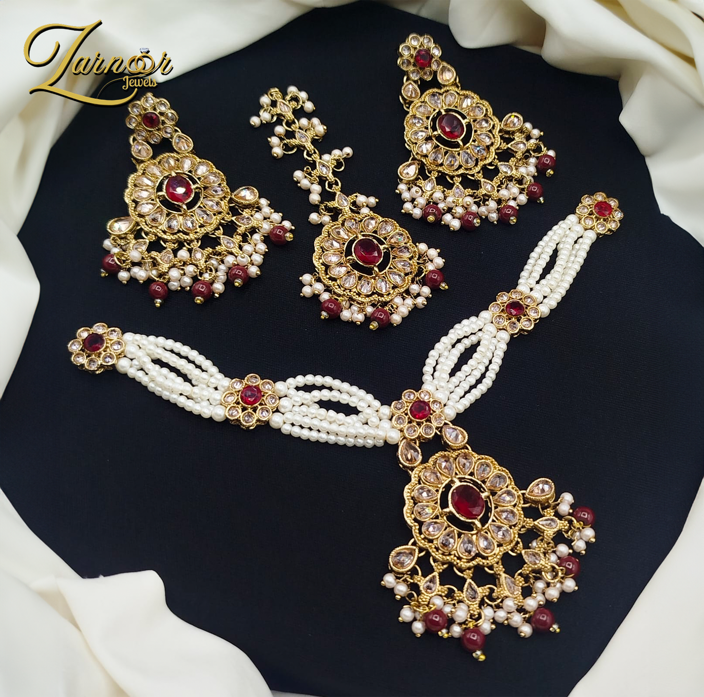 Zarcion Reverse A.D choker set