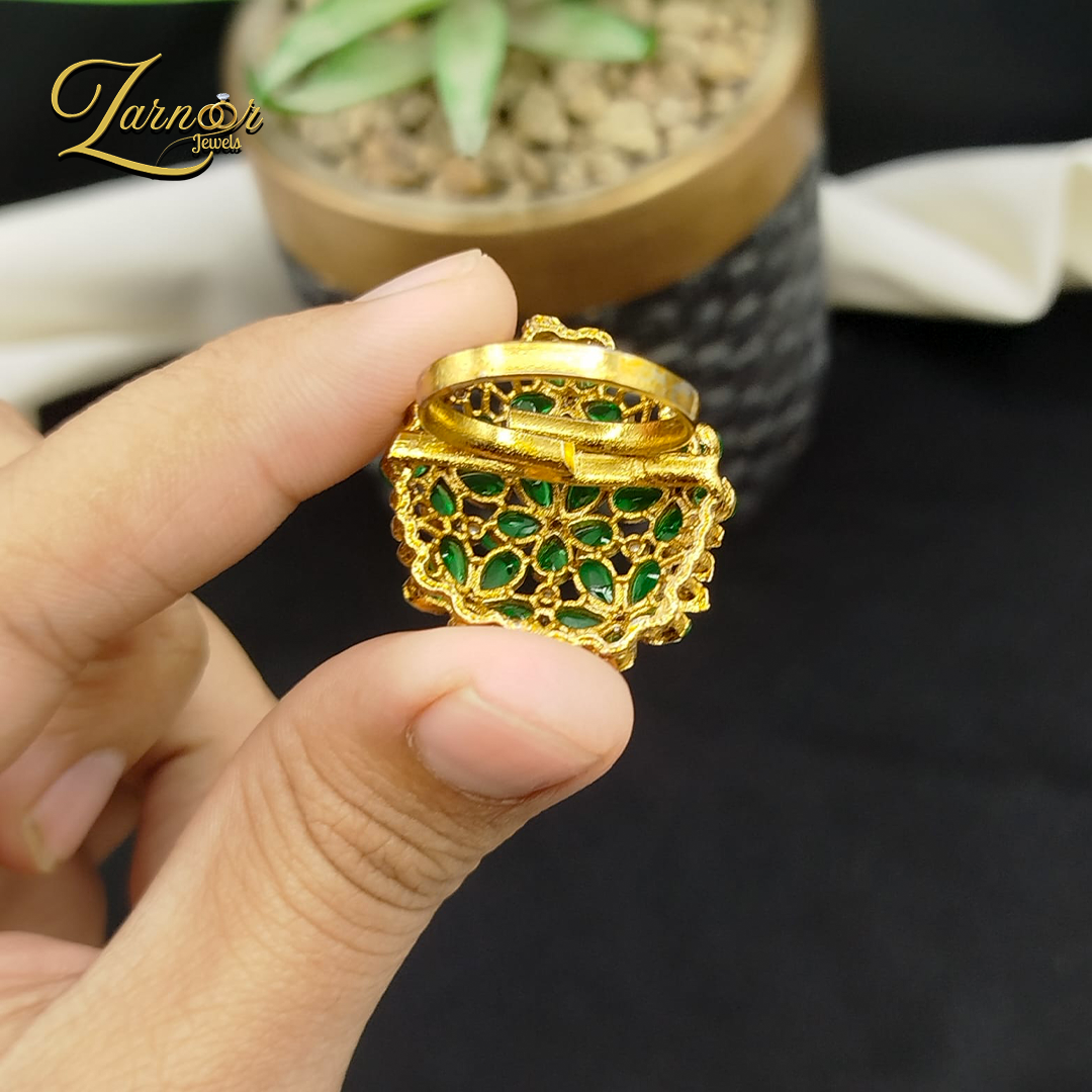 Zircion Finger Ring