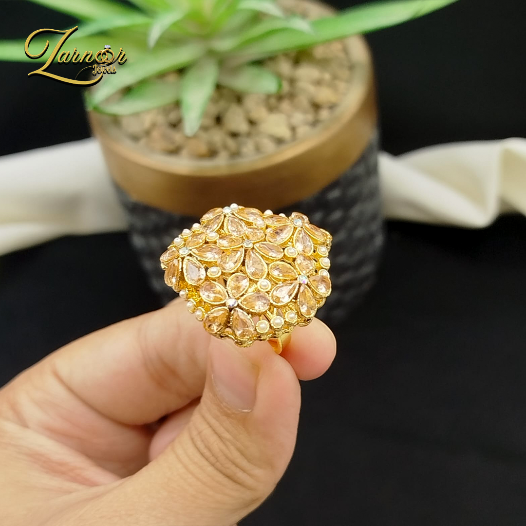 Zircion Finger Ring