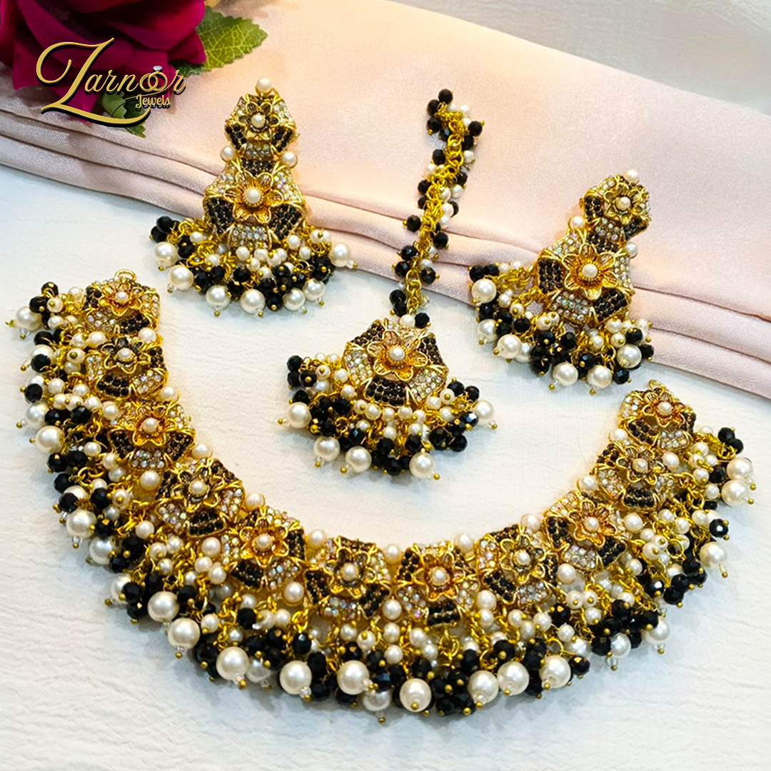 Colourful Necklace Set
