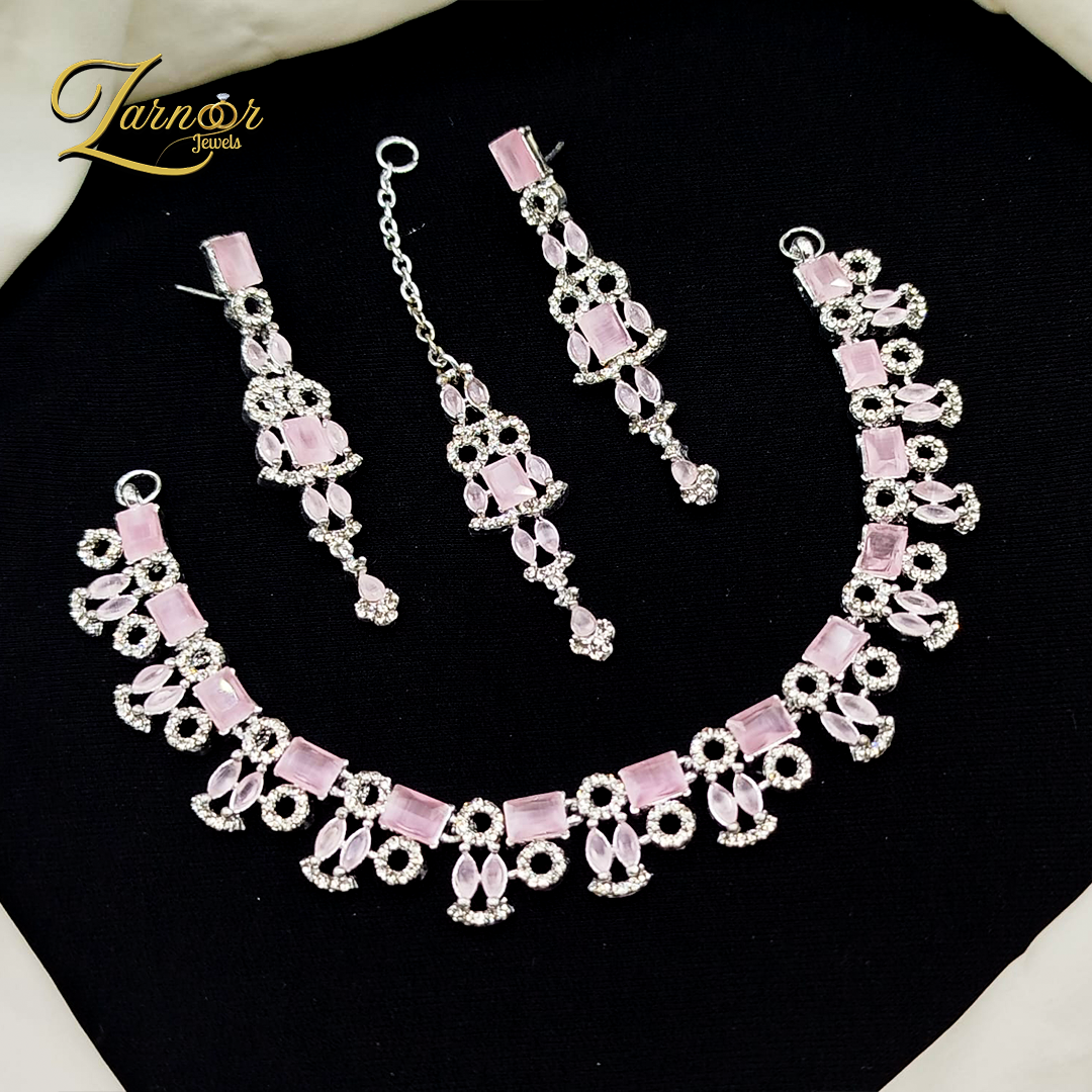 Zarcion Necklace Set