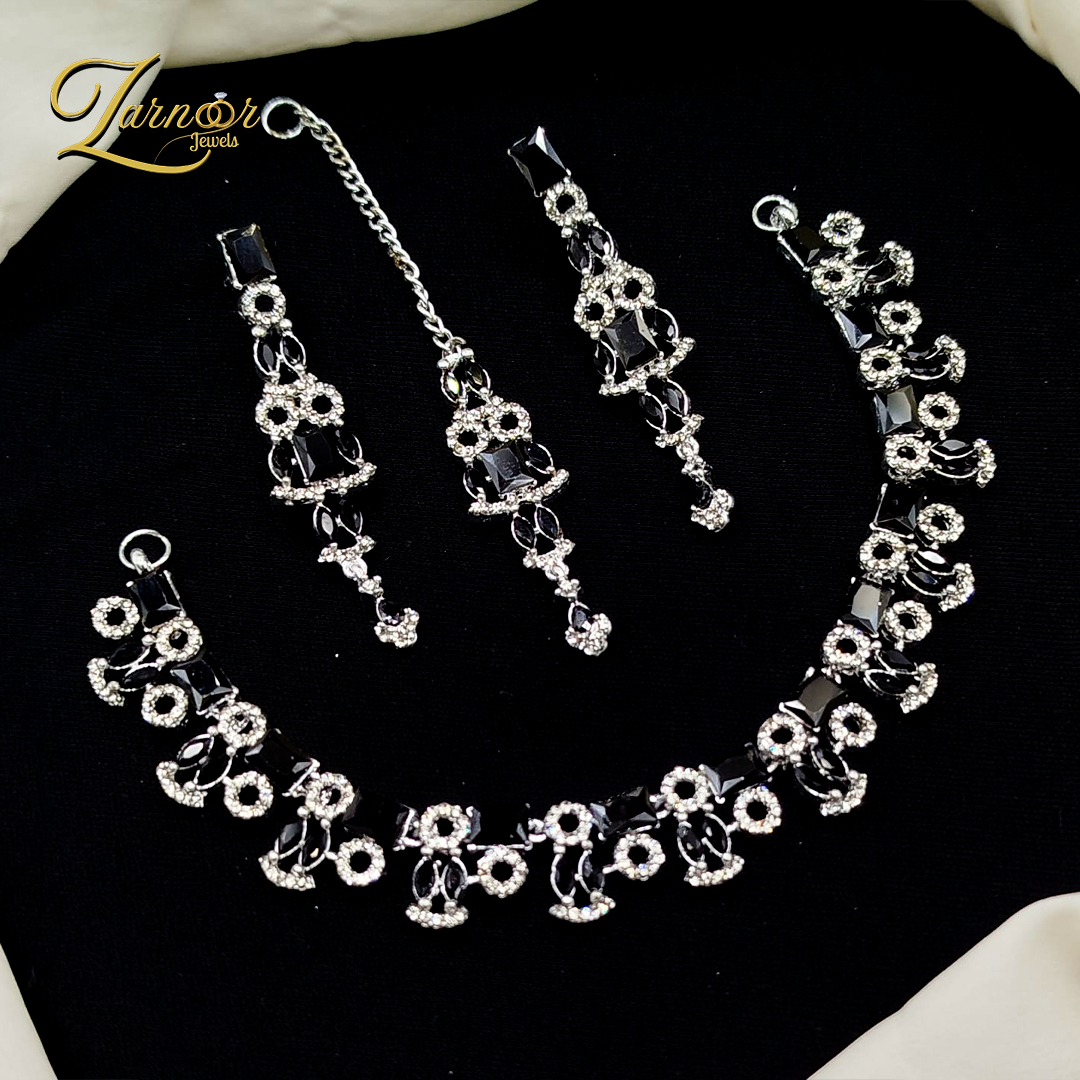 Zarcion Necklace Set