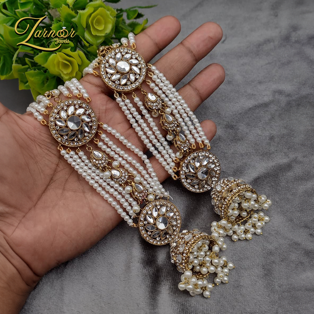 Stylish Long Jhumki Sahara