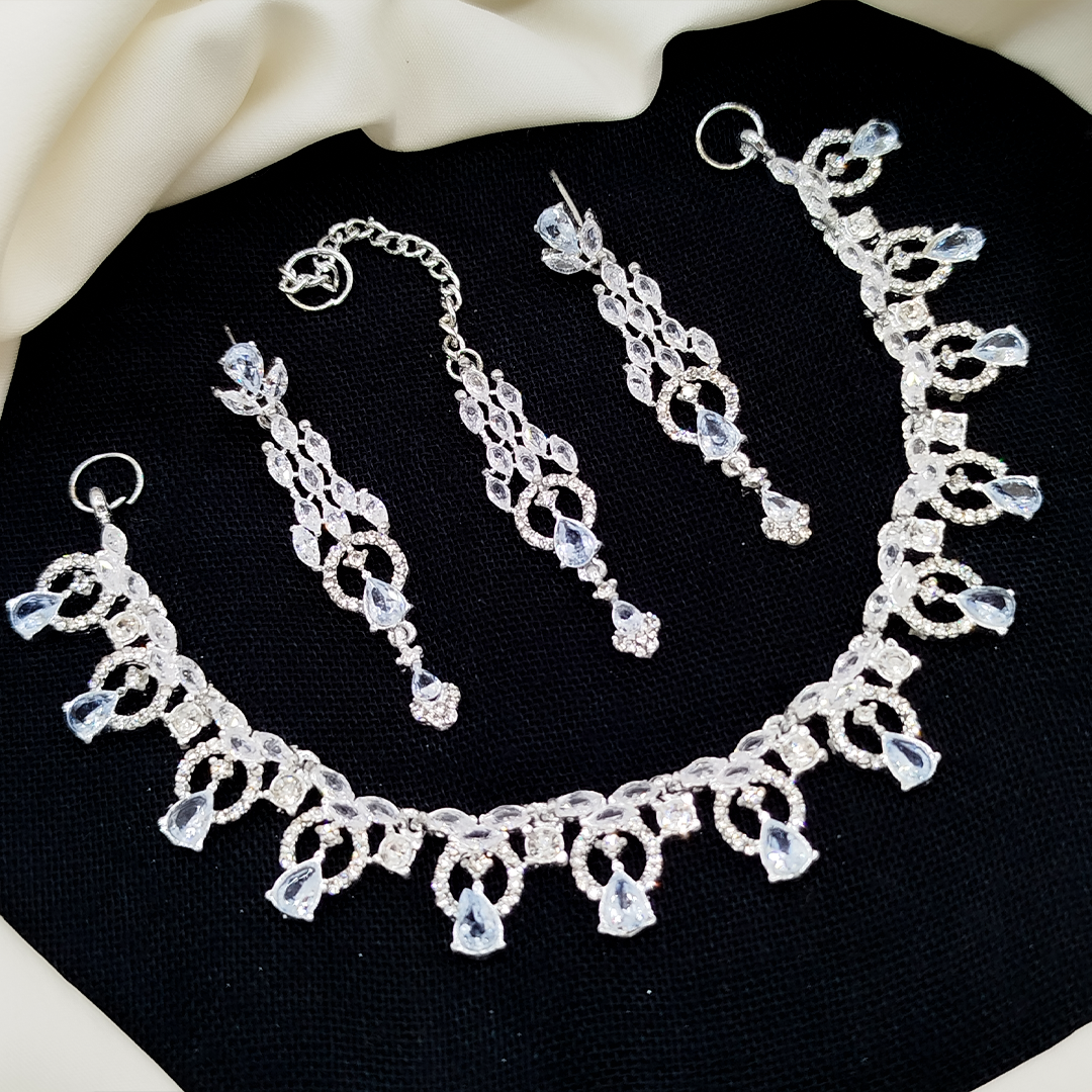 Zarcion Necklace Set