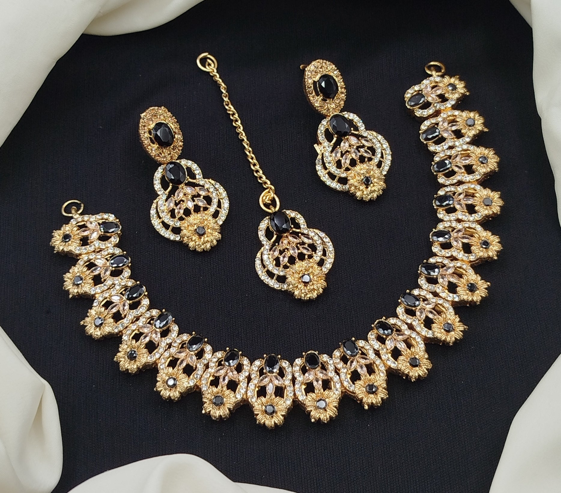 Stylish Necklace