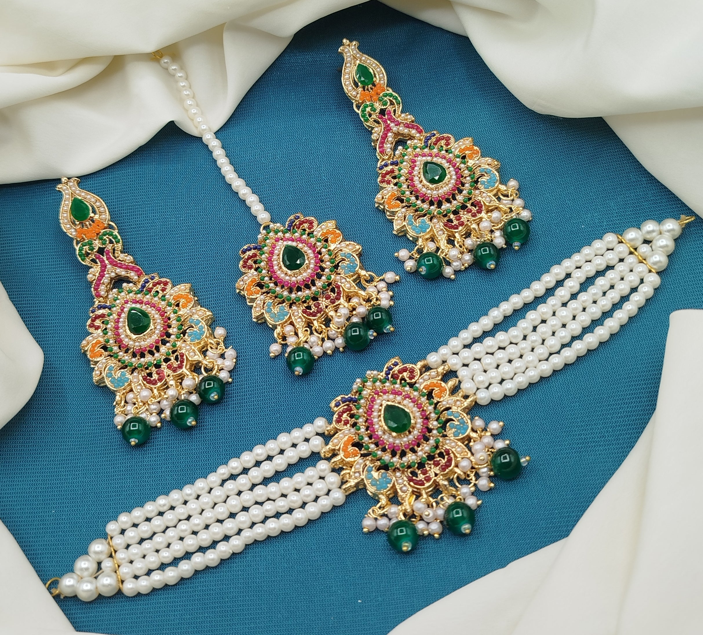 Noraten choker set