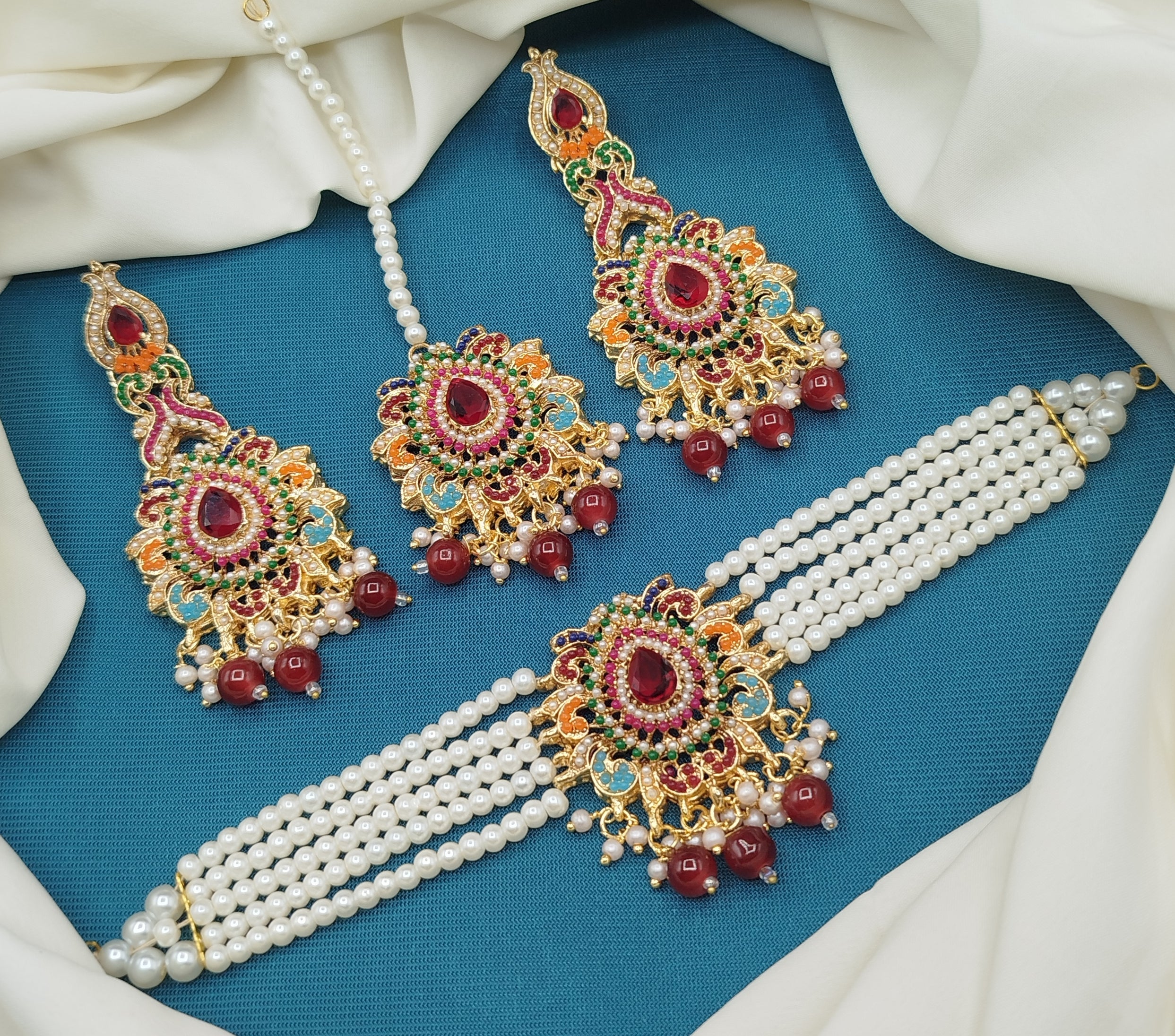 Noraten choker set