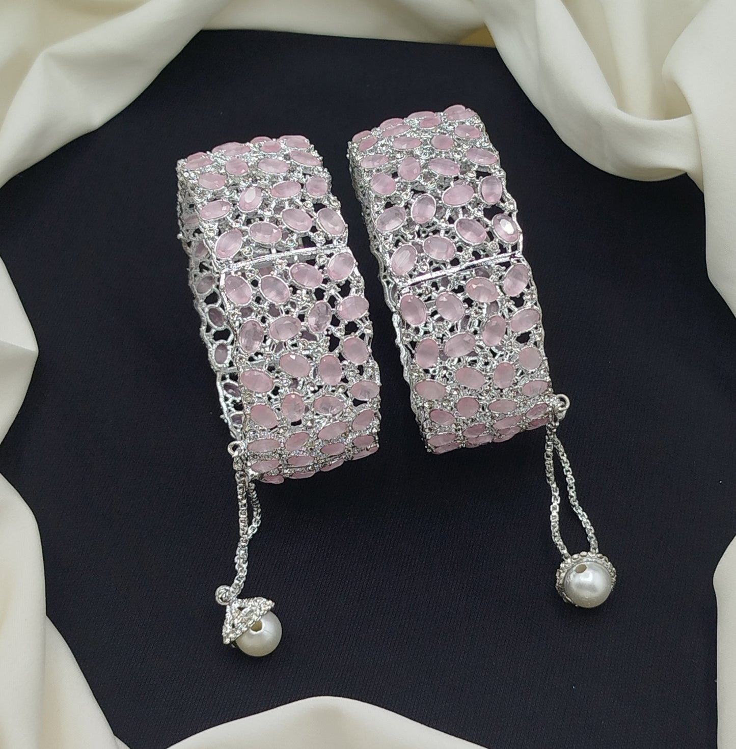 Dimond style openable karay