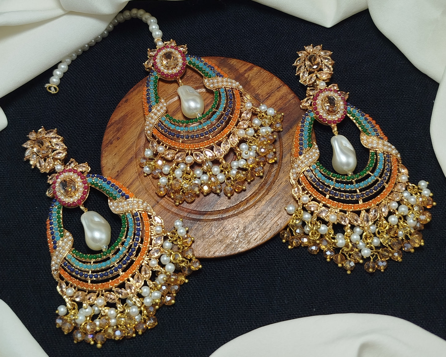 Premium look earrings tika