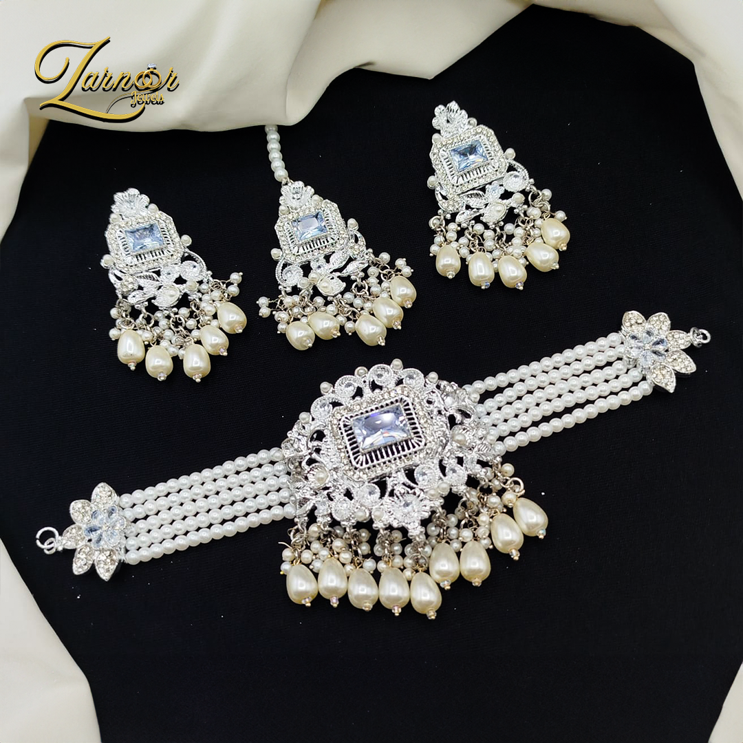 Choker Set