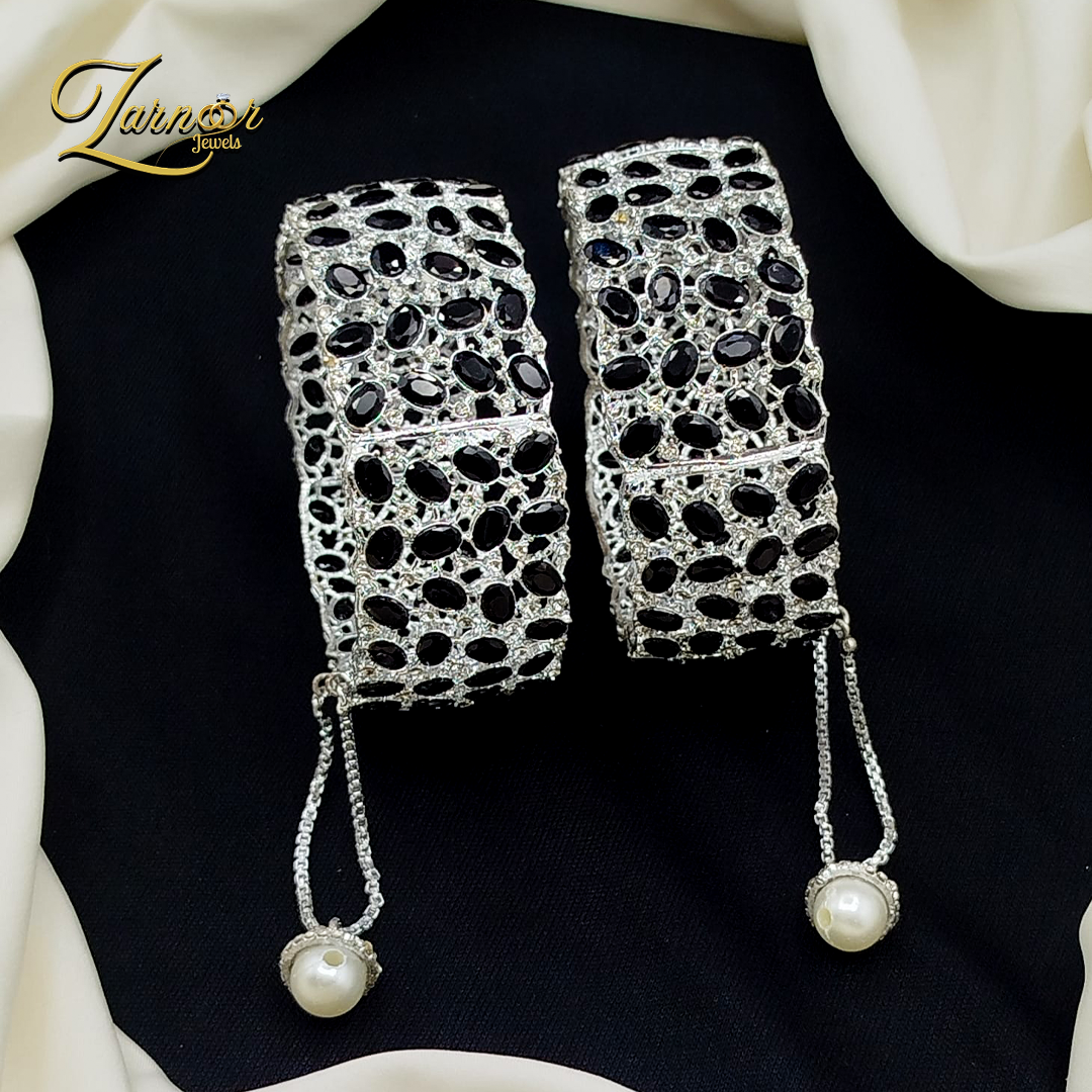 Dimond style openable karay