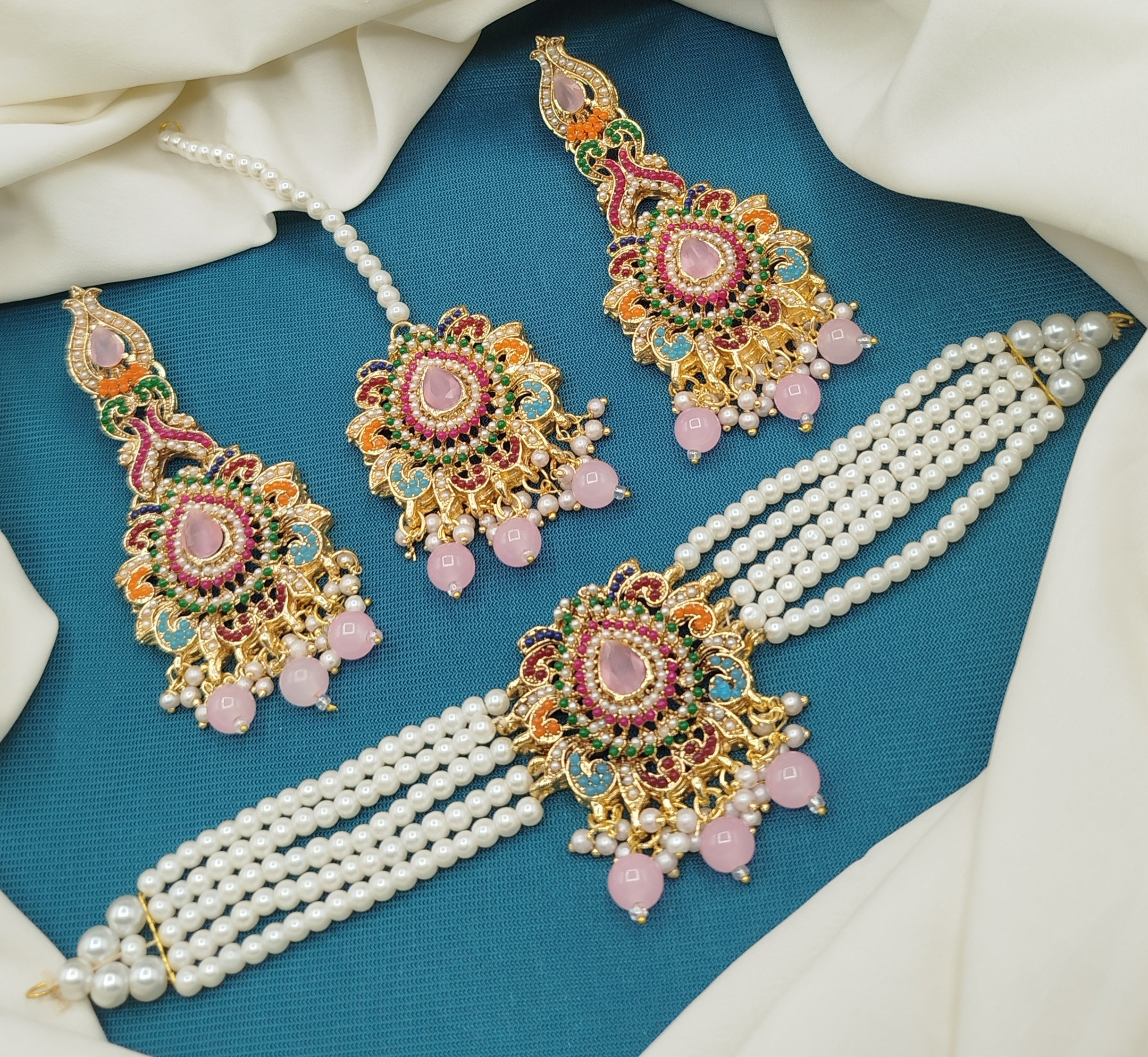 Noraten choker set