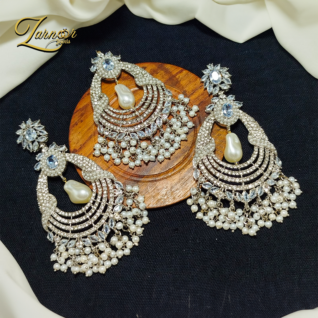 Premium look earrings tika