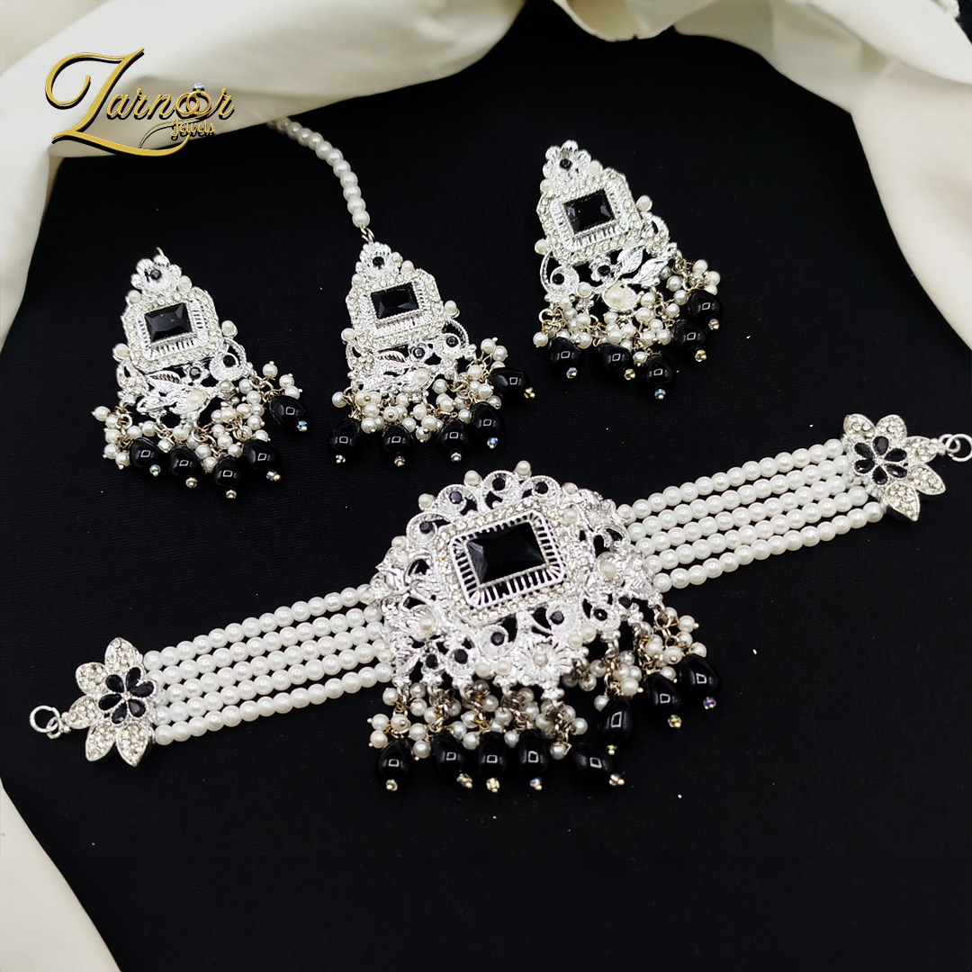 Choker Set