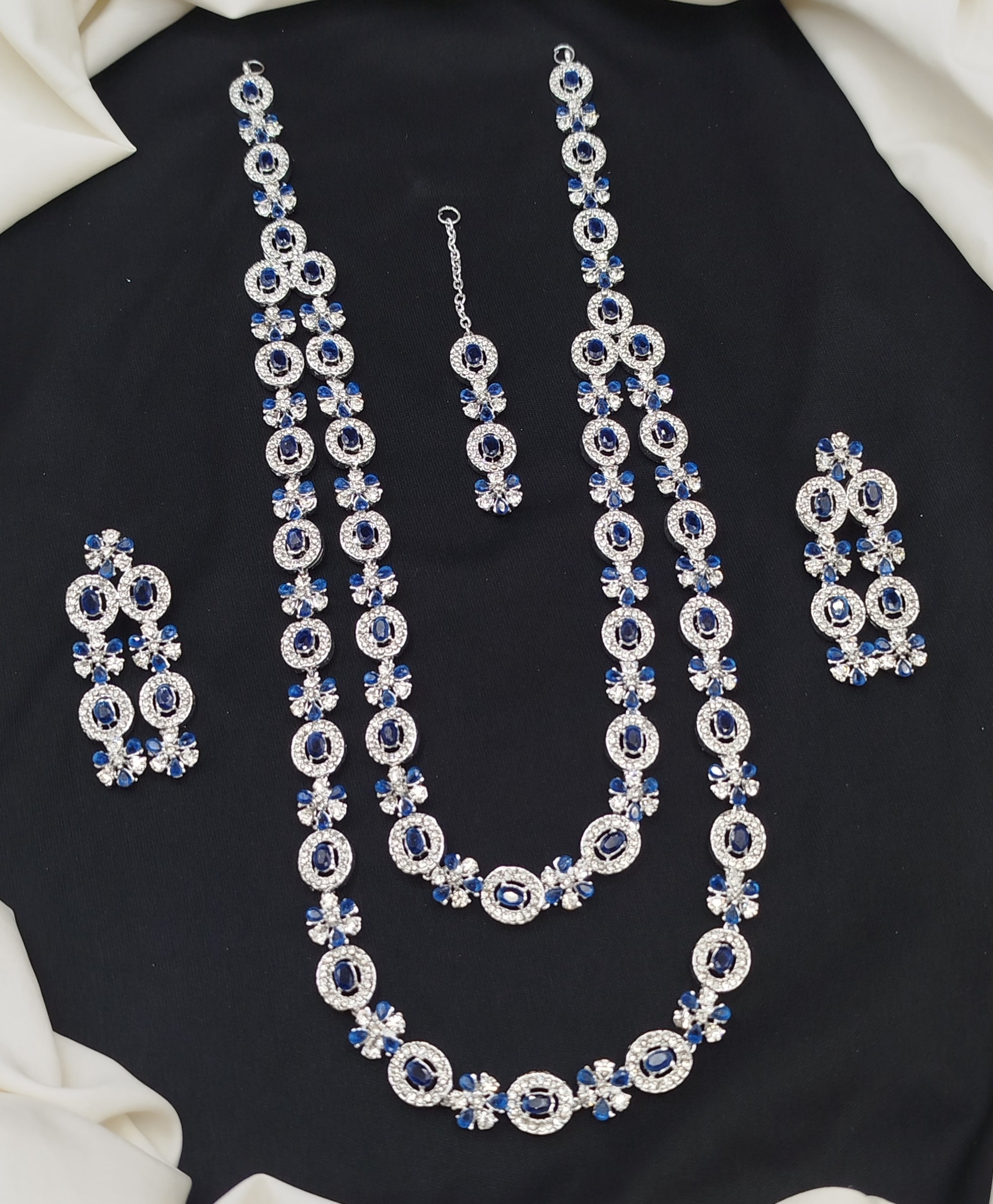 Stylish long mala set